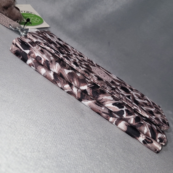 Kipling Trifold Wallet - Picture 4 of 16